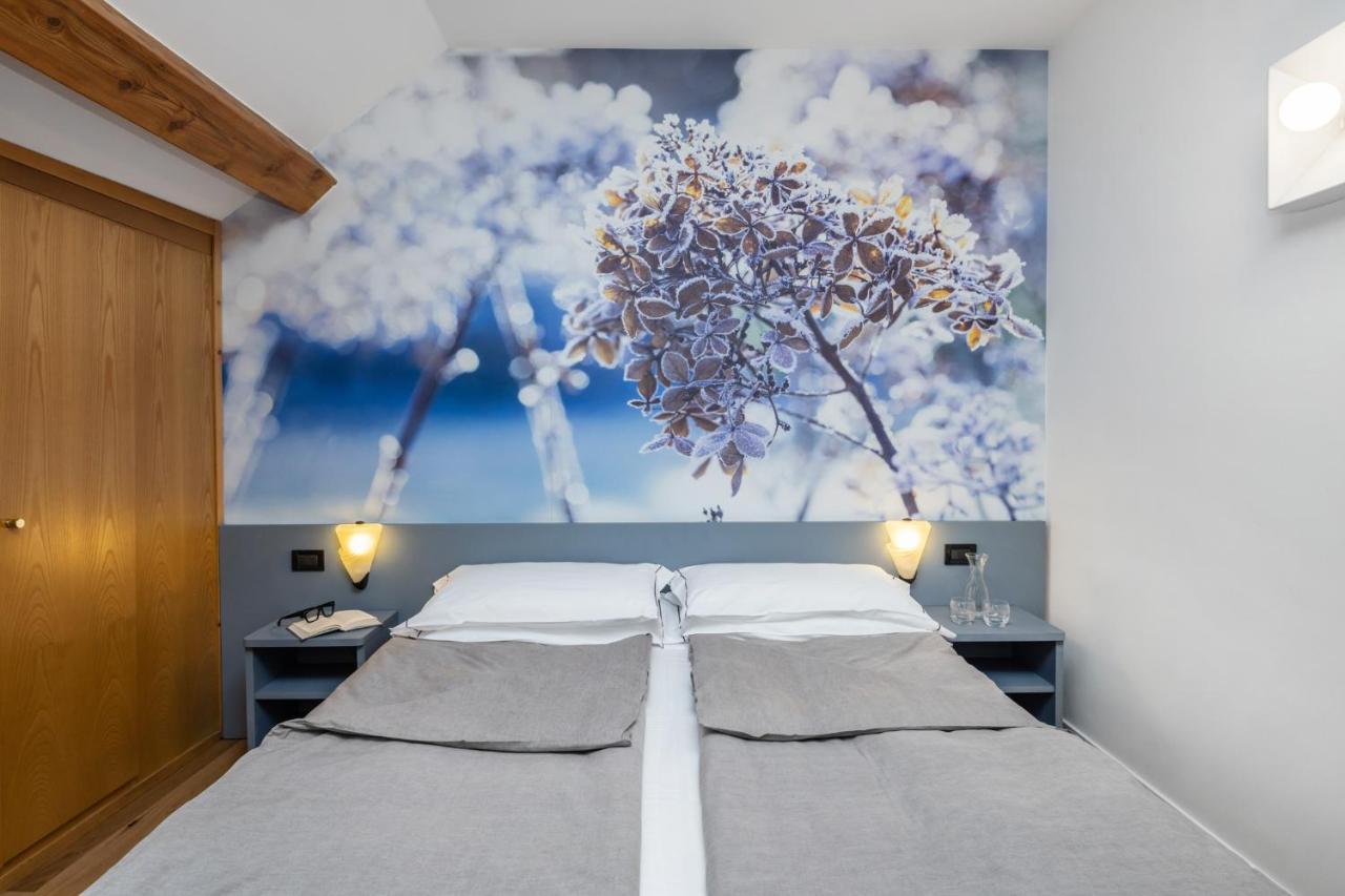 Pippo Hotel Terzolas Bagian luar foto